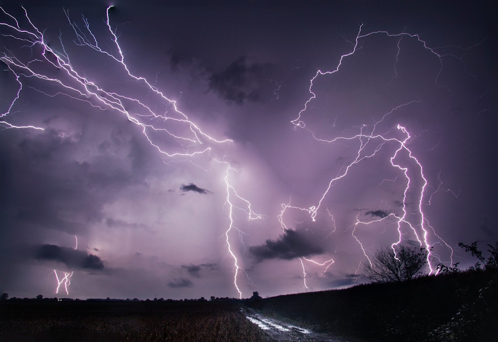 How to calm your pet in storms